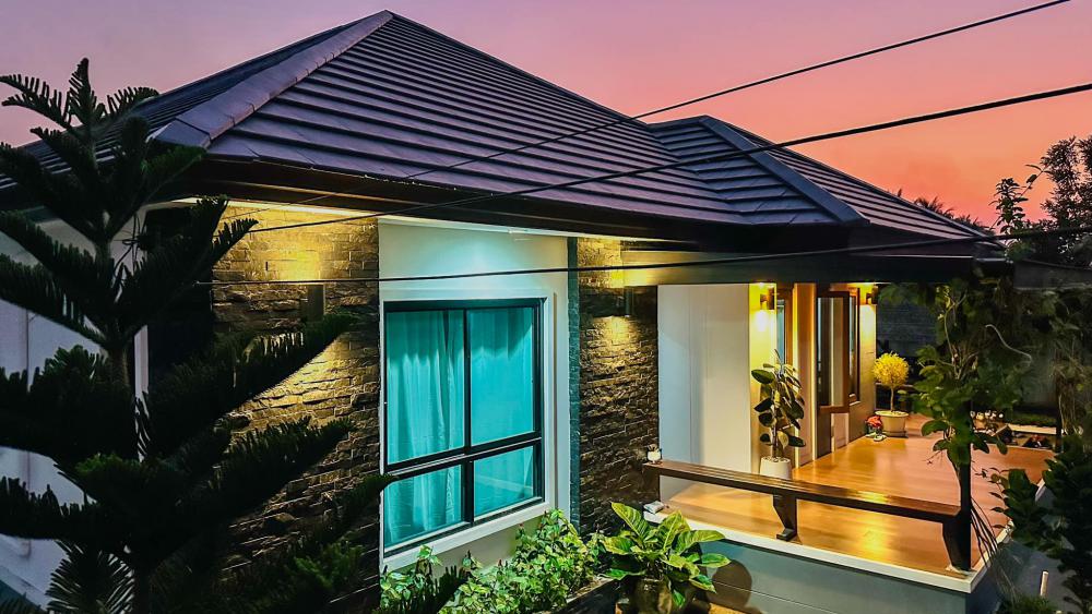 ไอเดียบ้านสไตล์ปั้นหยา เจ้าของสร้างมาแล้ว 3 ปี ให้ออกมาแบบ มินิมอลอเมซอน รูปที่ 7