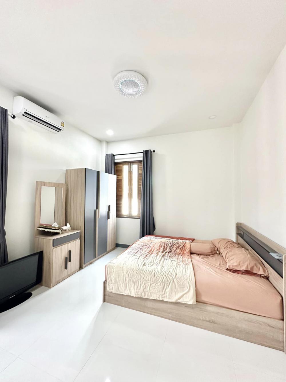 บ้านเดี่ยวพักอาศัย 1 ชั้นครึ่ง 3 ห้องนอน 3 ห้องน้ำ รูปที่ 42