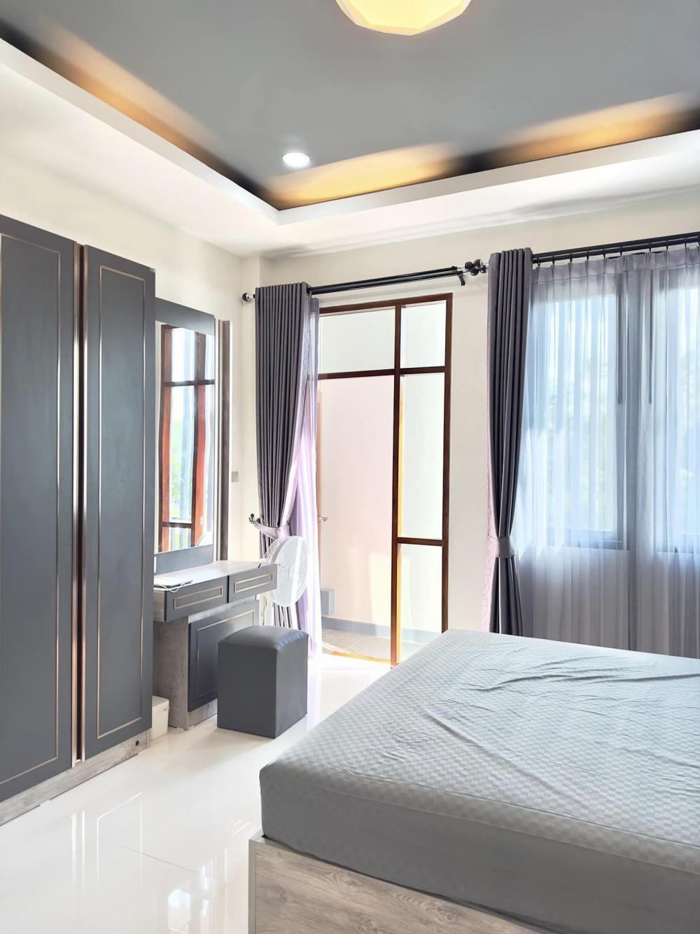 บ้านเดี่ยวพักอาศัย 1 ชั้นครึ่ง 3 ห้องนอน 3 ห้องน้ำ รูปที่ 35