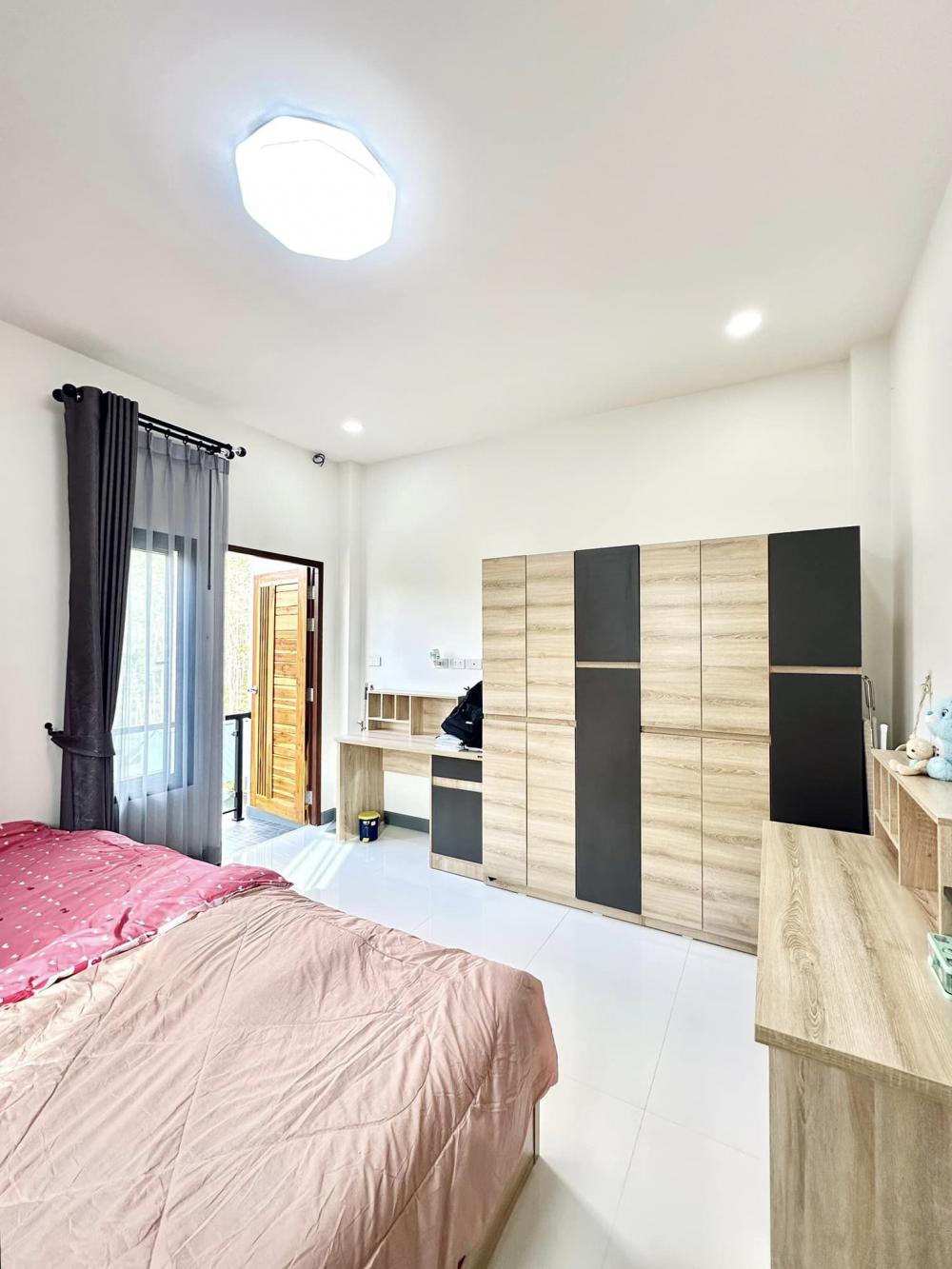 บ้านเดี่ยวพักอาศัย 1 ชั้นครึ่ง 3 ห้องนอน 3 ห้องน้ำ รูปที่ 37