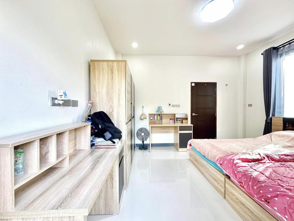 บ้านเดี่ยวพักอาศัย 1 ชั้นครึ่ง 3 ห้องนอน 3 ห้องน้ำ รูปที่ 39