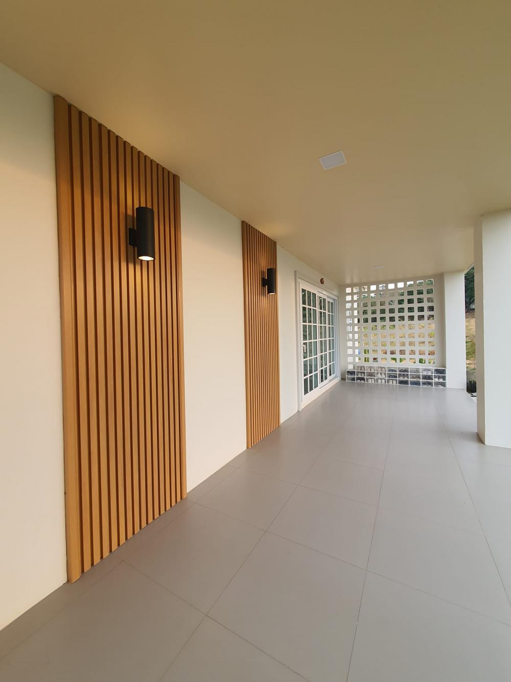 ไอเดียบ้านสวยหลังชั้นเดียว มินิมอล วิวสวยบรรยากาศดีสุดๆ รูปที่ 11