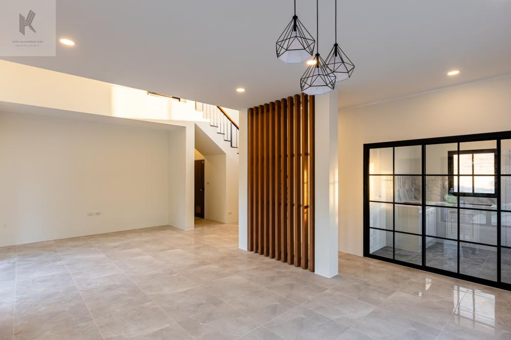 บ้านสองชั้นมินิมอลสองชั้น ละมุนห้องนอน 3 ห้อง 2 ห้องน้ำ พื้นที่ 150 ตร.ม. รูปที่ 9