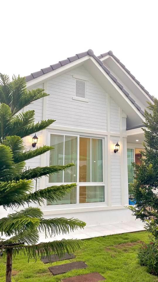 บ้านสไตล์คอทเทจขาวละมุนตามาก ขนาด 100 ตร.ม. งบล้านต้นๆ รูปที่ 4