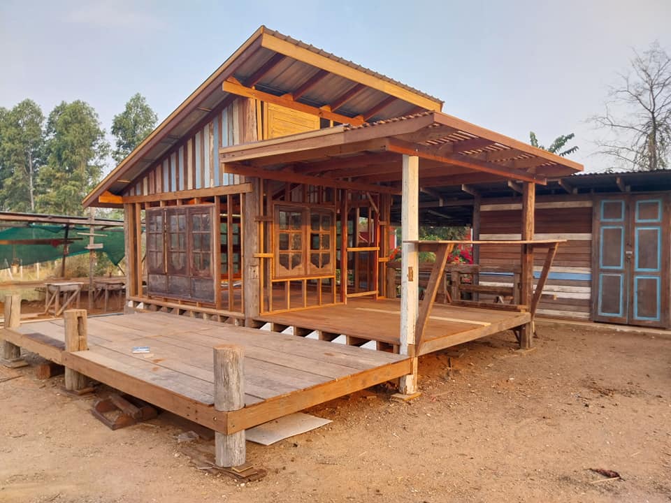 บ้านน็อคดาวน์ไม้สไตล์โมเดิร์น รูปที่ 10