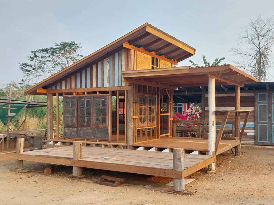 บ้านน็อคดาวน์ไม้สไตล์โมเดิร์น รูปที่ 12