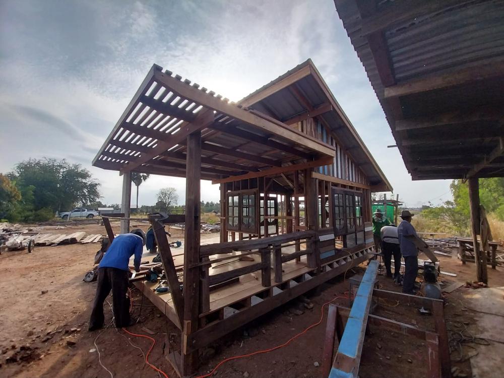 บ้านน็อคดาวน์ไม้สไตล์โมเดิร์น รูปที่ 6