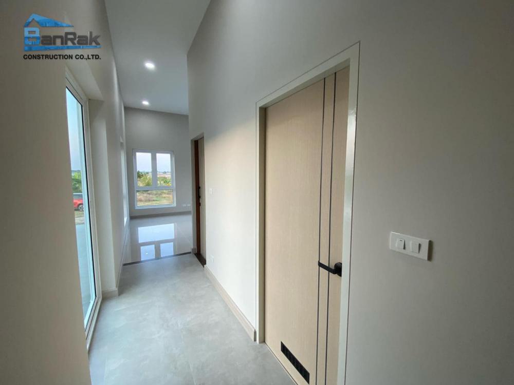 บ้านพักอาศัย 3 ห้องนอน 3 ห้องน้ำ ห้องแต่งตัว โถงรับแขก-พักผ่อน ห้องเอนกประสงค์ ห้องครัว-อาหาร ห้องระบบไฟฟ้า ระเบียงพักผ่อน รูปที่ 12