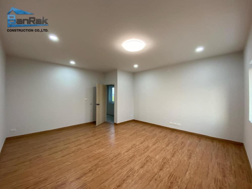 บ้านพักอาศัย 3 ห้องนอน 3 ห้องน้ำ ห้องแต่งตัว โถงรับแขก-พักผ่อน ห้องเอนกประสงค์ ห้องครัว-อาหาร ห้องระบบไฟฟ้า ระเบียงพักผ่อน รูปที่ 15