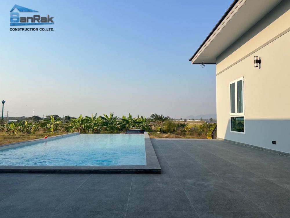 บ้านพักอาศัย 3 ห้องนอน 3 ห้องน้ำ ห้องแต่งตัว โถงรับแขก-พักผ่อน ห้องเอนกประสงค์ ห้องครัว-อาหาร ห้องระบบไฟฟ้า ระเบียงพักผ่อน รูปที่ 4