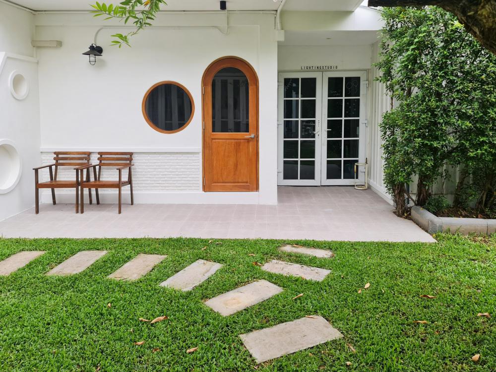 ไอเดียแต่งบ้านน่ารักน่าอยู่ภายในผสมผสานความเป็นมินิมอล มีมุมพักผ่อนหลายโซน มุมผ่อนคลาย เจ้าของแต่งได้น่ารักและน่าอยู่มาก รูปที่ 8