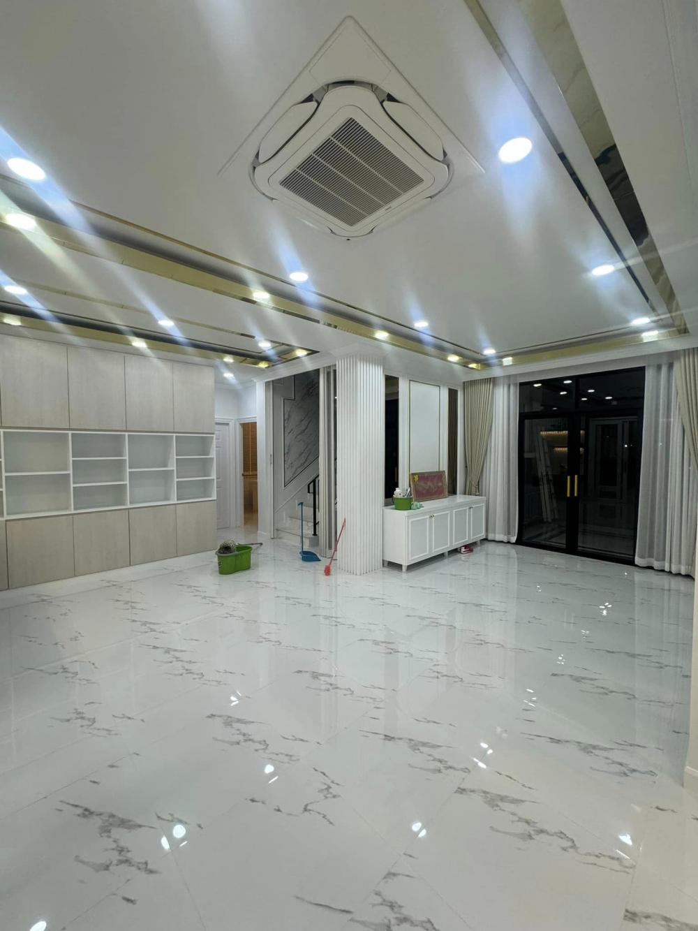 รีวิวบ้านขาวดำเทา บ้านสองชั้นแบบบ้านคอนเทมโพรารี่ รูปที่ 17