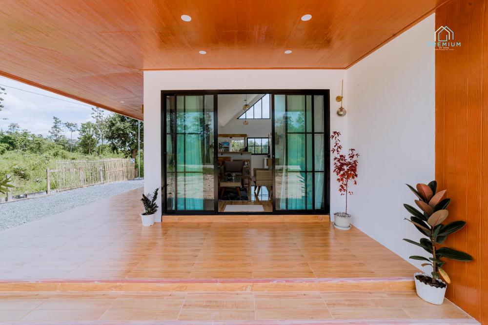 บ้านชั้นเดียวสไตล์นอร์ดิกมินิมอล 2 ห้องนอน 2 ห้องน้ำ แถบสีน้ำเงินสีตัดได้สวยงาม ภายในมินิมอลอบอุ่น รูปที่ 5