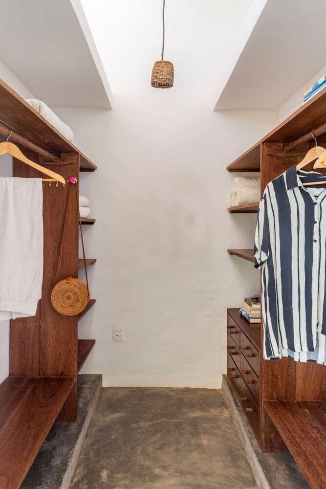 บ้านปูนผสมไม้สมัยใหม่ โชว์ไม้และยกพื้นสูง รูปที่ 7