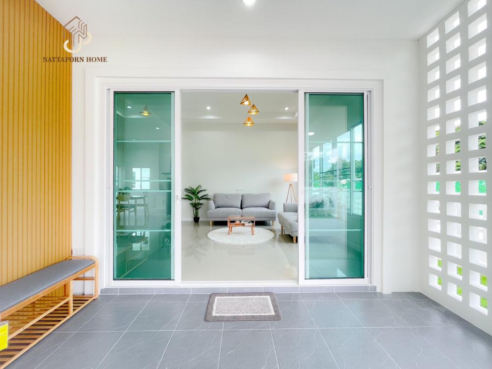 ไอเดียสร้างบ้านมินิมอลมูจิ บ้านเดี่ยว ชั้นเดียว 3 ห้องนอน 2 ห้องน้ำ 2 จอดรถ รูปที่ 3