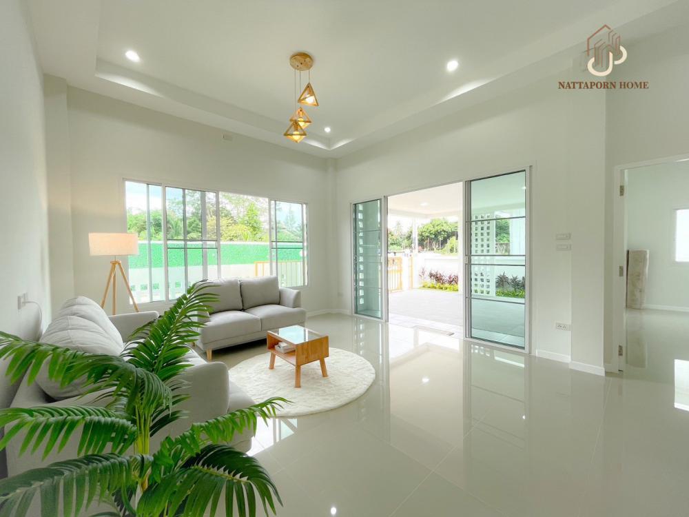 ไอเดียสร้างบ้านมินิมอลมูจิ บ้านเดี่ยว ชั้นเดียว 3 ห้องนอน 2 ห้องน้ำ 2 จอดรถ รูปที่ 5