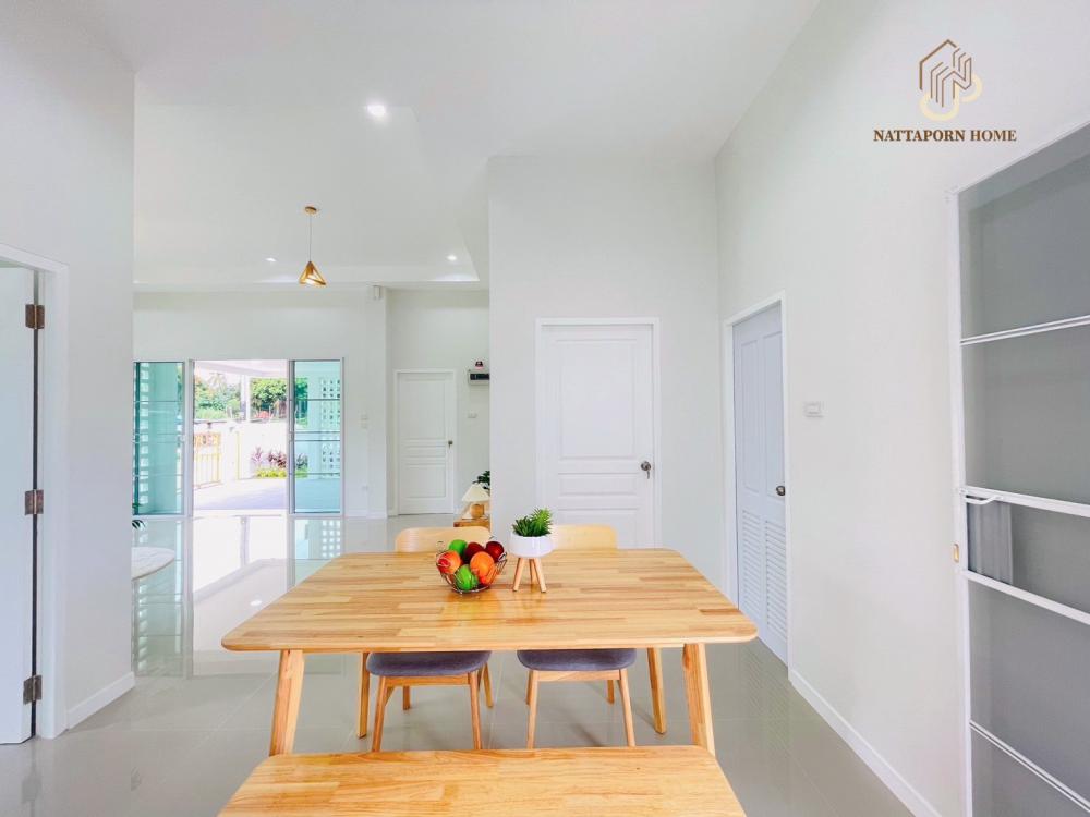 ไอเดียสร้างบ้านมินิมอลมูจิ บ้านเดี่ยว ชั้นเดียว 3 ห้องนอน 2 ห้องน้ำ 2 จอดรถ รูปที่ 8