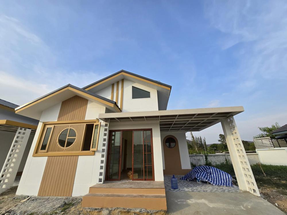 บ้านมินิมอลสองชั้นครึ่ง แบบบ้าน 2 ห้องนอน 1ห้องน้ำ 1รับแขก 1ที่จอดรถ งบไม่ถึงล้าน รูปที่ 6