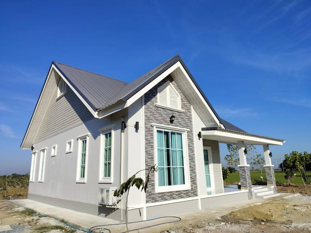 แบบบ้านสไตล์คอสเทจ 3 ห้องนอน 2 ห้องน้ำ พื้นทีร่ 95 ตร.ม. รูปที่ 3