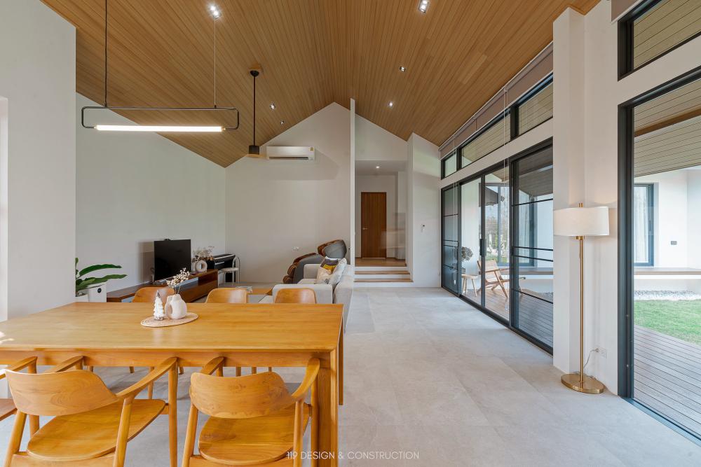 ไอเดียบ้านกลางนาพื้นที่ใช้สอย 231 ตร.ม. ตั้งอยู่ชานเมืองใน อ.หางดง จ.เชียงใหม่ ที่แวดล้อมไปด้วยธรรมชาติและทุ่งนา  รูปที่ 36