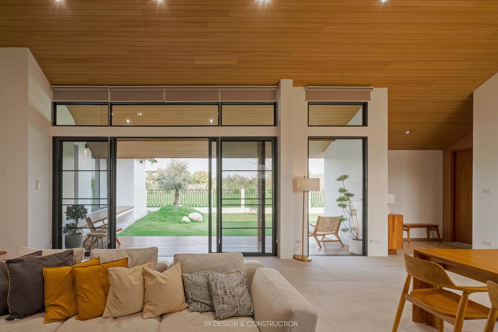 ไอเดียบ้านกลางนาพื้นที่ใช้สอย 231 ตร.ม. ตั้งอยู่ชานเมืองใน อ.หางดง จ.เชียงใหม่ ที่แวดล้อมไปด้วยธรรมชาติและทุ่งนา  รูปที่ 23