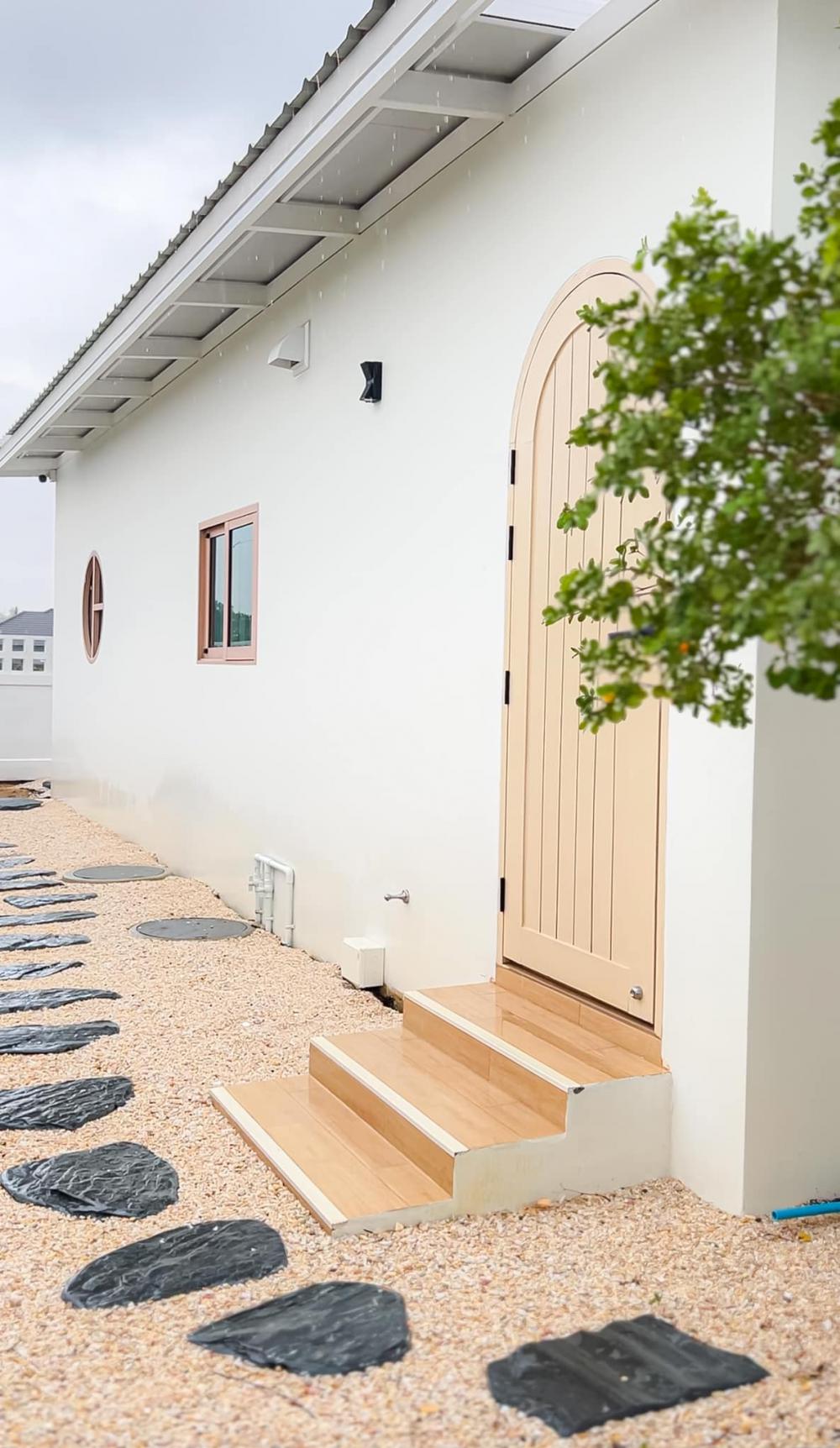 ไอเดียบ้านสไตล์ญี่ปุ่นมินิมอลและจัดสวนมินิมอล 𝘽𝙖𝙖𝙣 𝘽𝙬𝙝𝙞𝙩𝙚 รูปที่ 6