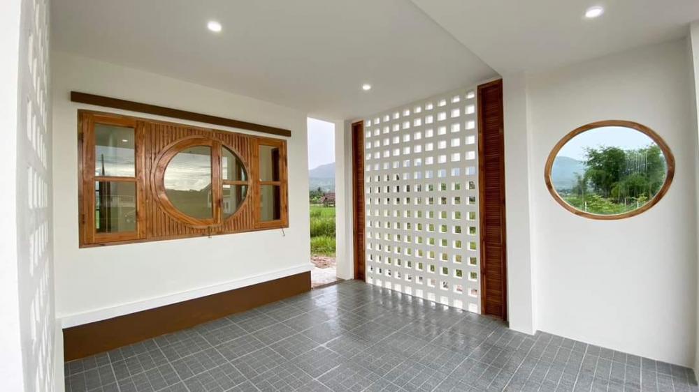 บ้านมินิมอลขนาด 3 ห้องนอน 2 ห้องน้ำ ท่ามกลางวิวภูเขา เป็นไอเดียสร้างบ้าน รูปที่ 5