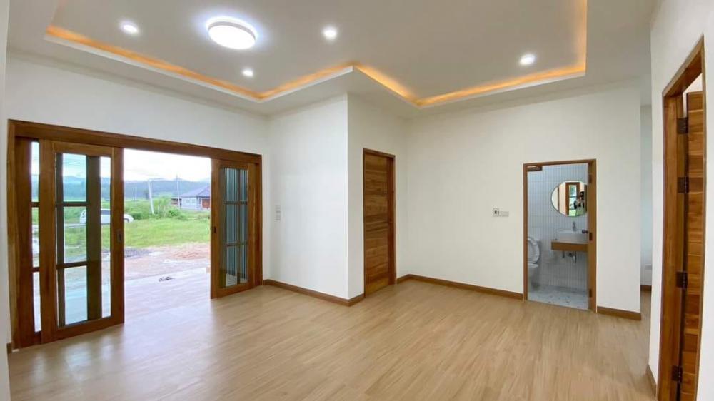 บ้านมินิมอลขนาด 3 ห้องนอน 2 ห้องน้ำ ท่ามกลางวิวภูเขา เป็นไอเดียสร้างบ้าน รูปที่ 7