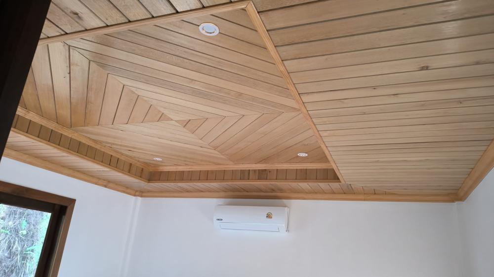 บ้านเดี่ยวทยอยทำงบสองแสนกว่าบาท ภายนอกดูธรรมดา แต่ภายในตกแต่งได้หรูหราและฝ้าทำด้วยไม้ตกแต่งสวยงาม รูปที่ 14