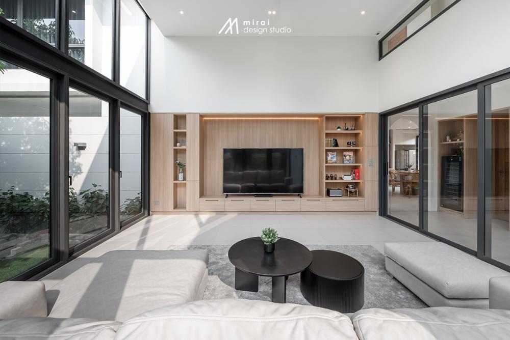 บ้านทรงจั่วสไตล์โมเดิร์น ตกแต่งภายในบ้านหรูหราลงตัว รูปที่ 3