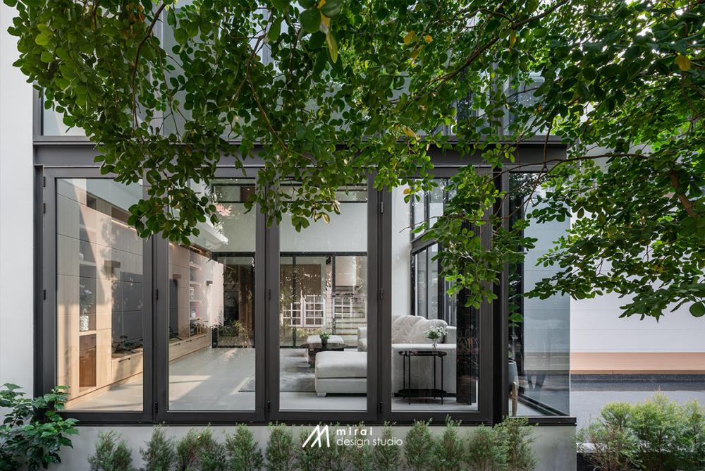 บ้านทรงจั่วสไตล์โมเดิร์น ตกแต่งภายในบ้านหรูหราลงตัว รูปที่ 38