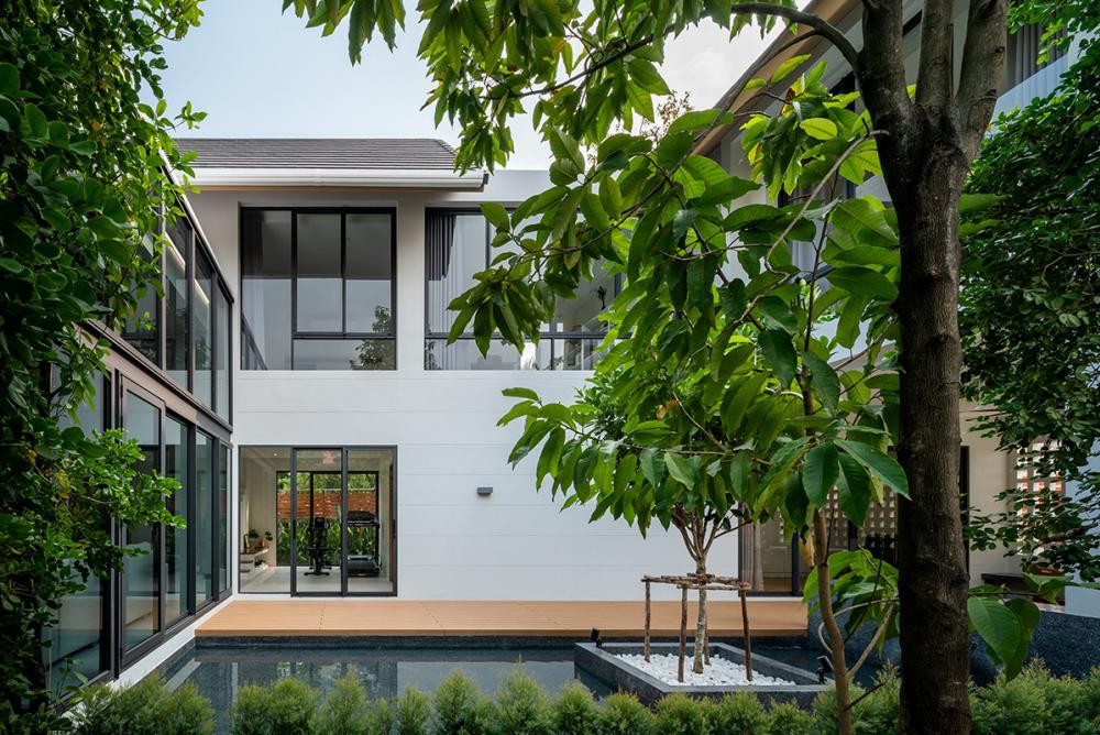 บ้านทรงจั่วสไตล์โมเดิร์น ตกแต่งภายในบ้านหรูหราลงตัว รูปที่ 42