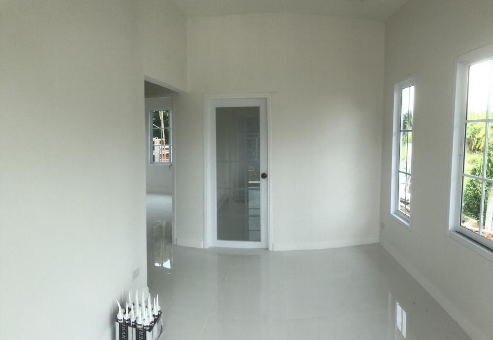 บ้านไสตล์คอสเทจหลังน้อยๆ  ขนาด 2 ห้องนอน 1 ห้องน้ำ งบ 6.5 แสน  ตกแต่งด้วย สีพาสเทล หวานแหวว น่ารัก รูปที่ 12