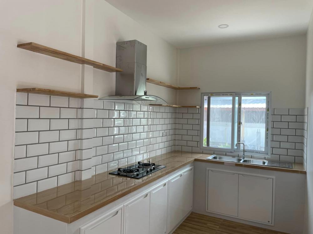 ไอเดียรีโนเวทบ้านไม้ให้กลายเป็นบ้านมินิมอลมูจิ ภายนอกภายในสวยน่ารัก รูปที่ 11