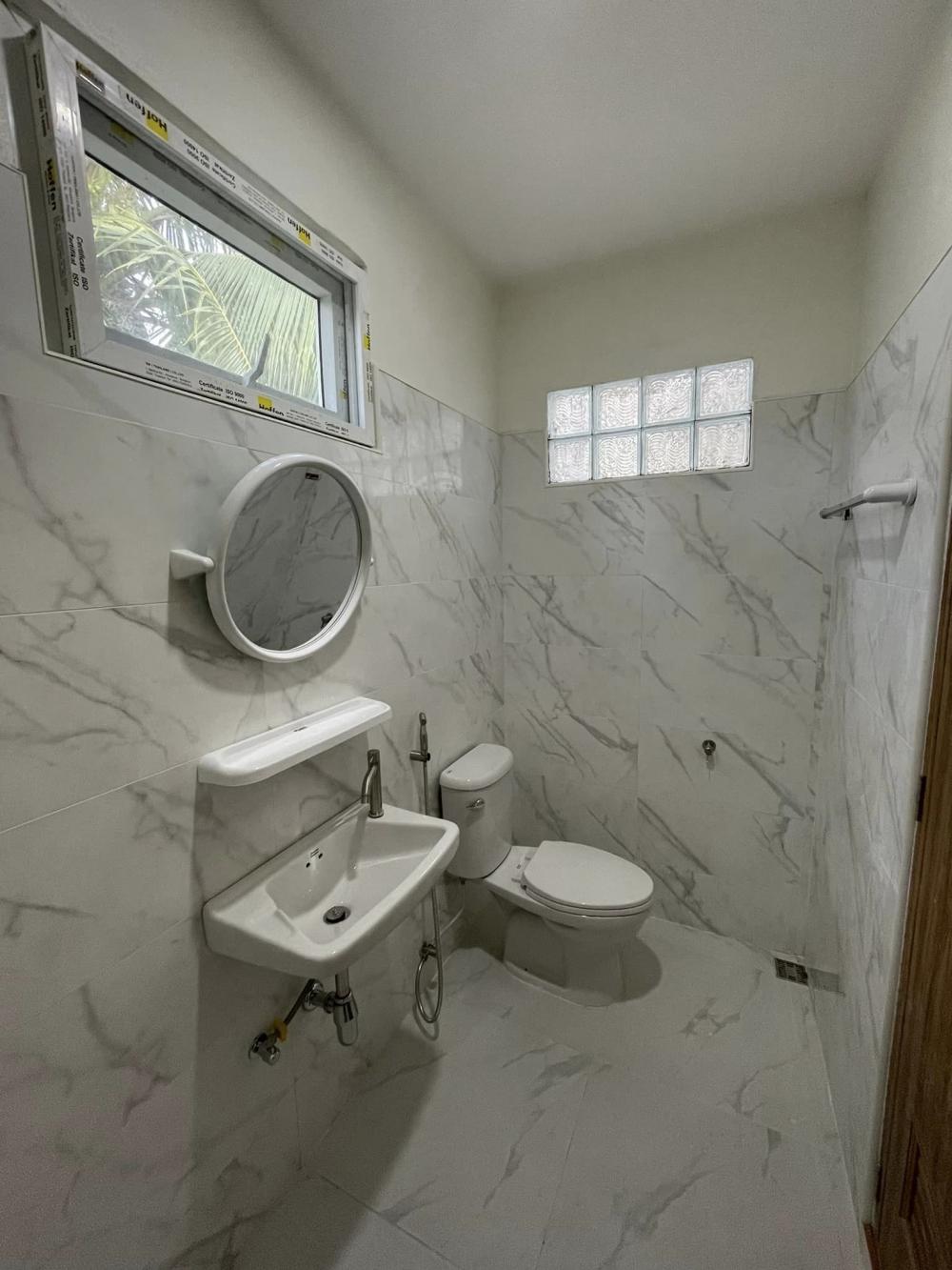 ไอเดียรีโนเวทบ้านไม้ให้กลายเป็นบ้านมินิมอลมูจิ ภายนอกภายในสวยน่ารัก รูปที่ 14