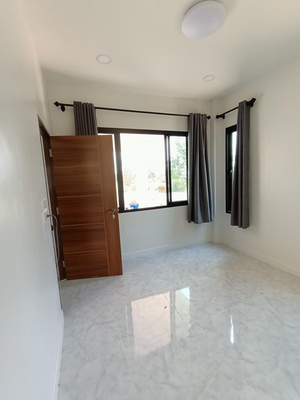 บ้านโมเดิร์นขนาด 3 ห้องนอน 2 ห้องน้ำ พื้นที่ใช้สอย 81 ตร.ม. งบ 1.1-1.2 ล้าน รูปที่ 15