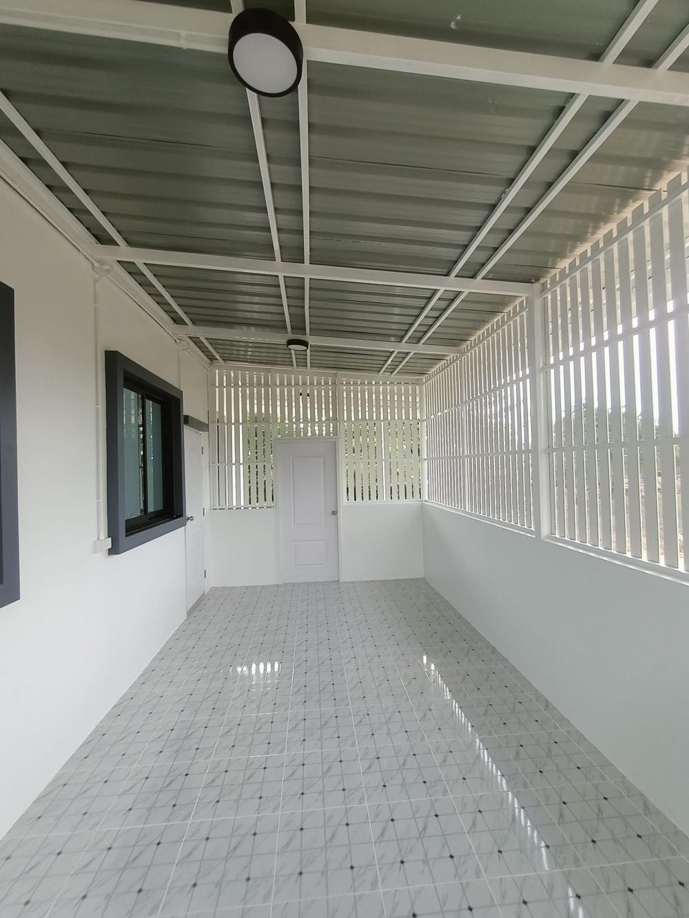 บ้านโมเดิร์นขนาด 3 ห้องนอน 2 ห้องน้ำ พื้นที่ใช้สอย 81 ตร.ม. งบ 1.1-1.2 ล้าน รูปที่ 25