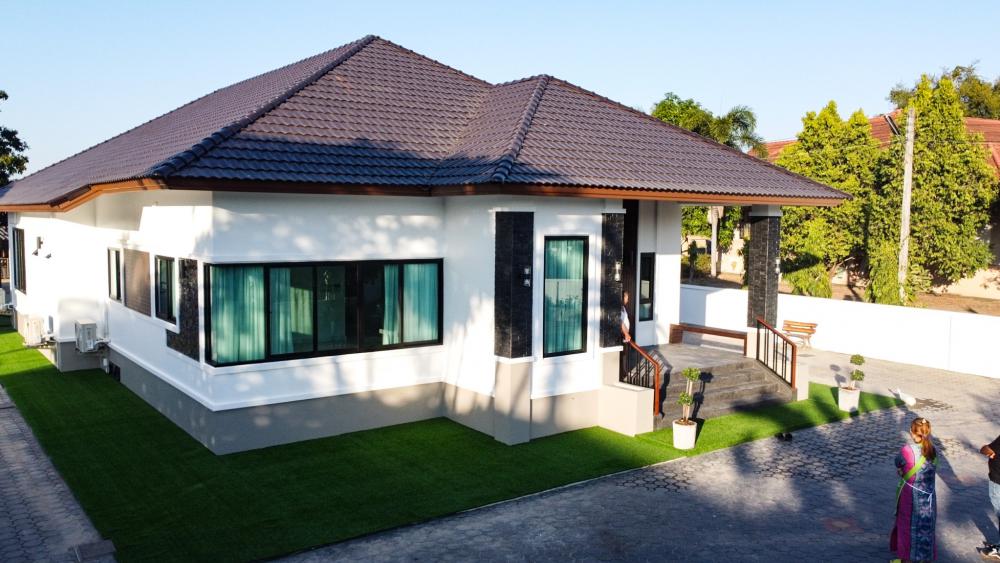 บ้านพักอาศัยทรงปั้นหยาขนาดใหญ่ รูปที่ 4