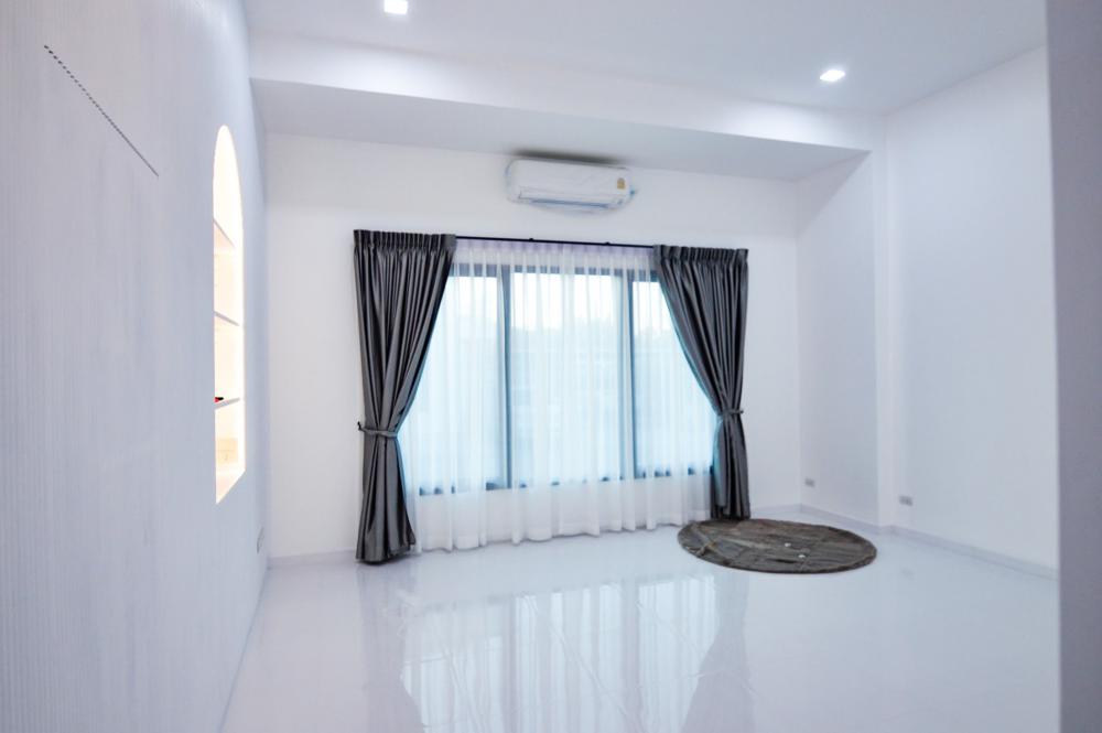 บ้านพักอาศัยทรงปั้นหยาขนาดใหญ่ รูปที่ 19