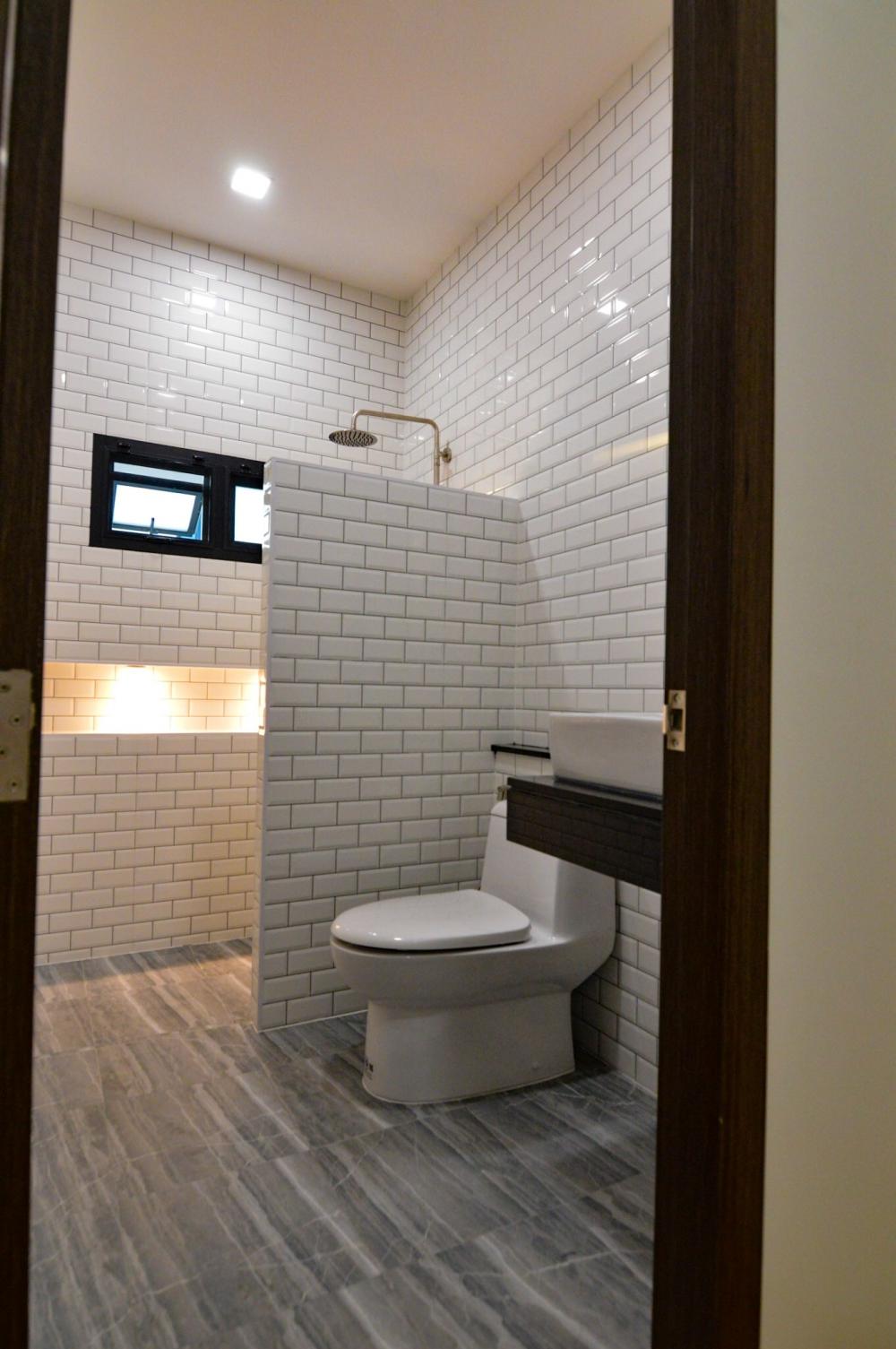 บ้านพักอาศัยทรงปั้นหยาขนาดใหญ่ รูปที่ 30