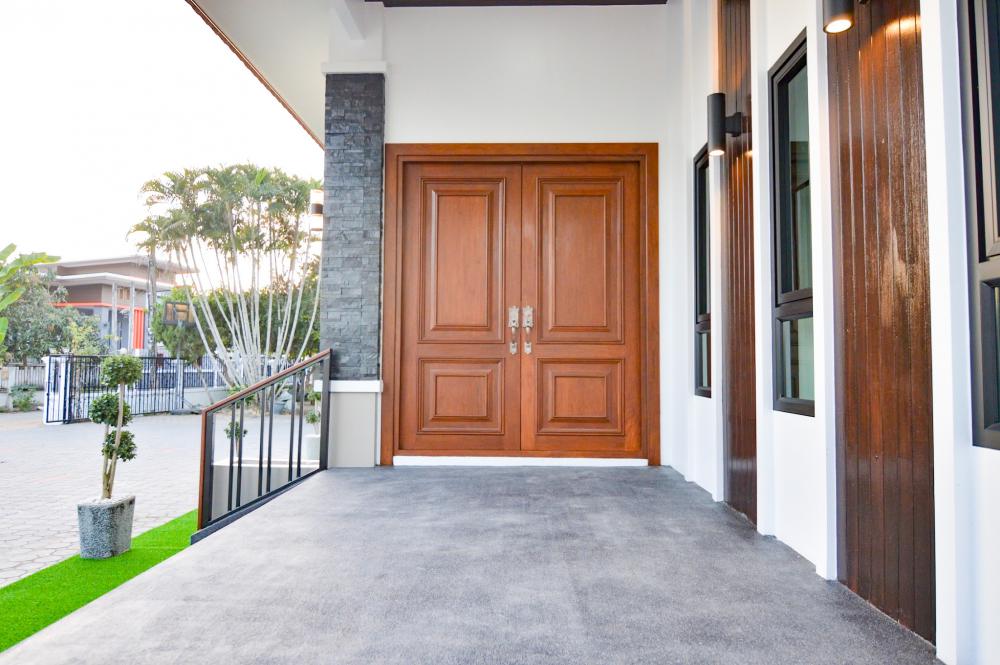 บ้านพักอาศัยทรงปั้นหยาขนาดใหญ่ รูปที่ 4