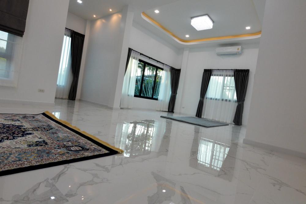 บ้านพักอาศัยทรงปั้นหยาขนาดใหญ่ รูปที่ 8