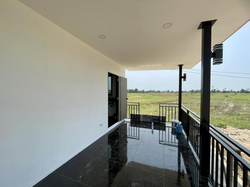 บ้านสไตล์โมเดิร์น 1 ห้องนอนใหญ่มาก 1 ห้องน้ำ 1 ครัวมินิมอล งบ 4.8 แสนบาท รูปที่ 12