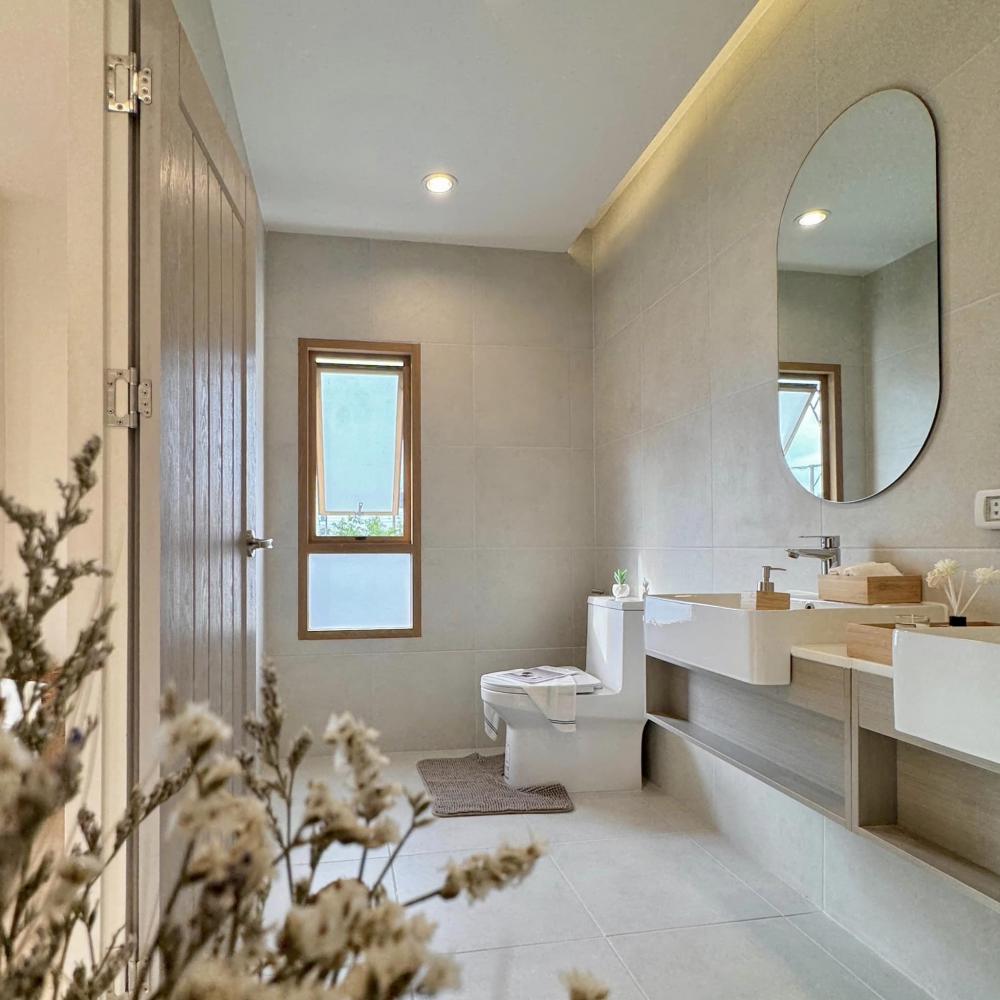 ไอเดียบ้านมินิมอลขนาด 3 ห้องนอน 3 ห้องน้ำ โครงการ 𝙏𝙝𝙚 𝙃𝙞𝙙𝙙𝙚𝙣 𝙃𝙤𝙡𝙢𝙚 รูปที่ 19