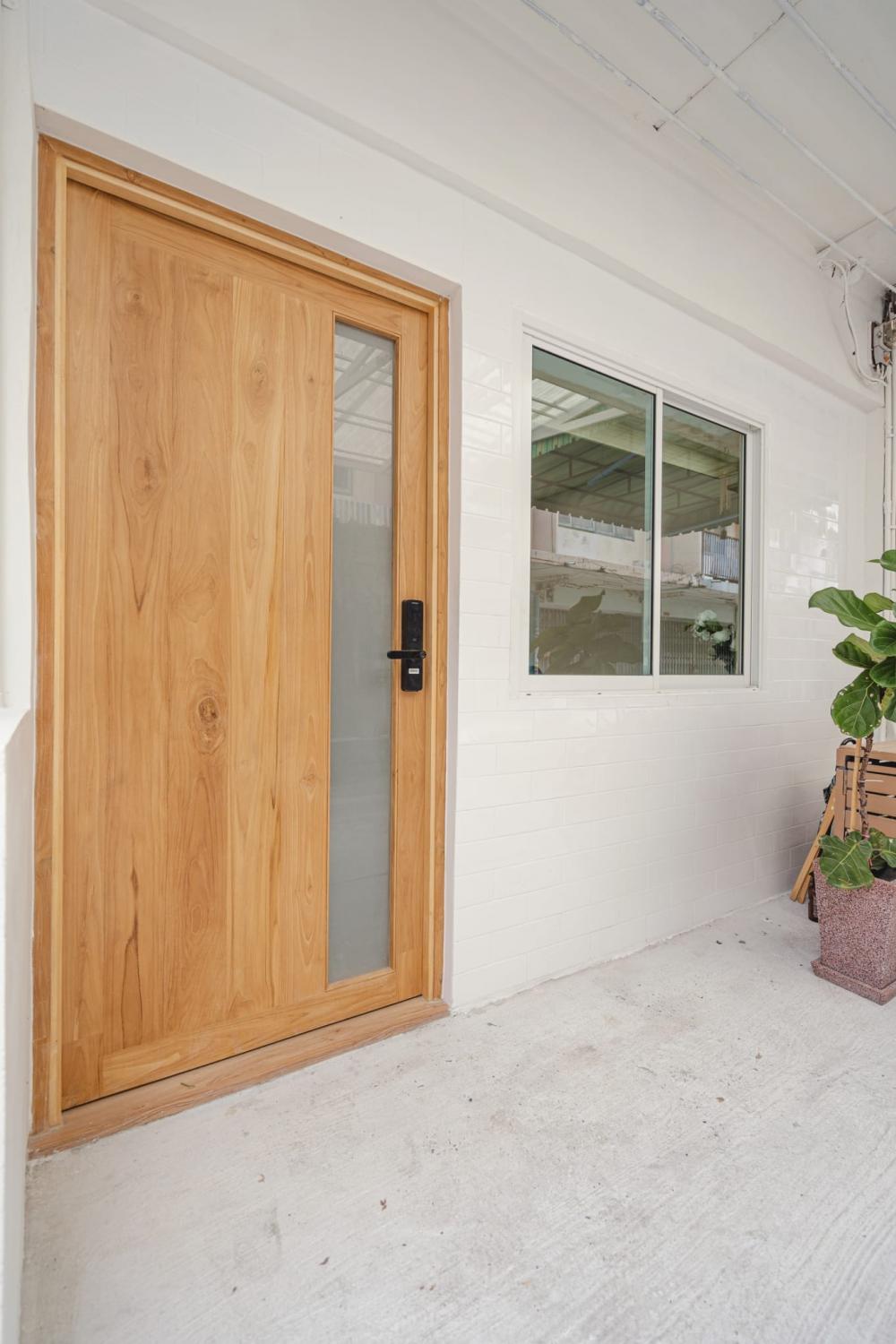 ไอเดียการรีโนเวททาวเฮ้าส์ 3 ชั้น ในย่านท่าพระ ผลงานจาก Fatboy Factory พื้นที่ใช้สอย 150 ตารางเมตร งบก่อสร้าง 1.5 ล้านบาท (ไม่รวมค่าออกแบบ) รูปที่ 7