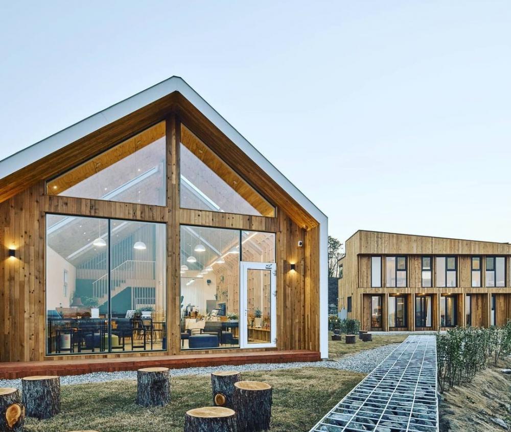 นอร์ดิกสไตล์แบบห้องนั่งเล่นหรือคาเฟ่ สำหรับเป็นไอเดีย รูปที่ 4