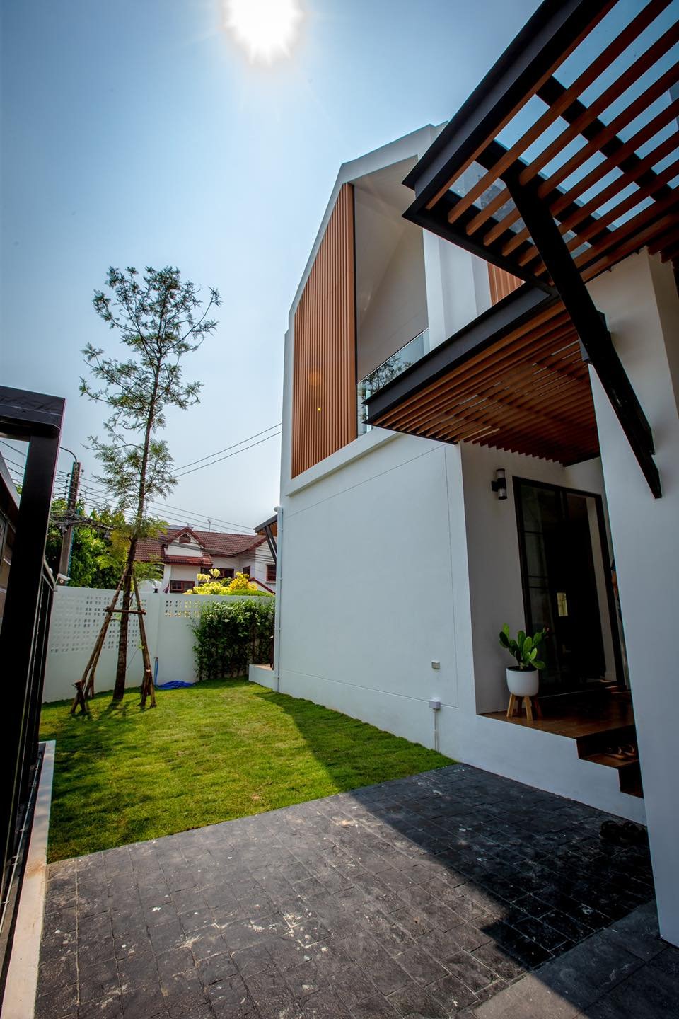 บ้านสวยสไตล์นอร์ดิกฝาแฝดสองชั้น รูปที่ 15