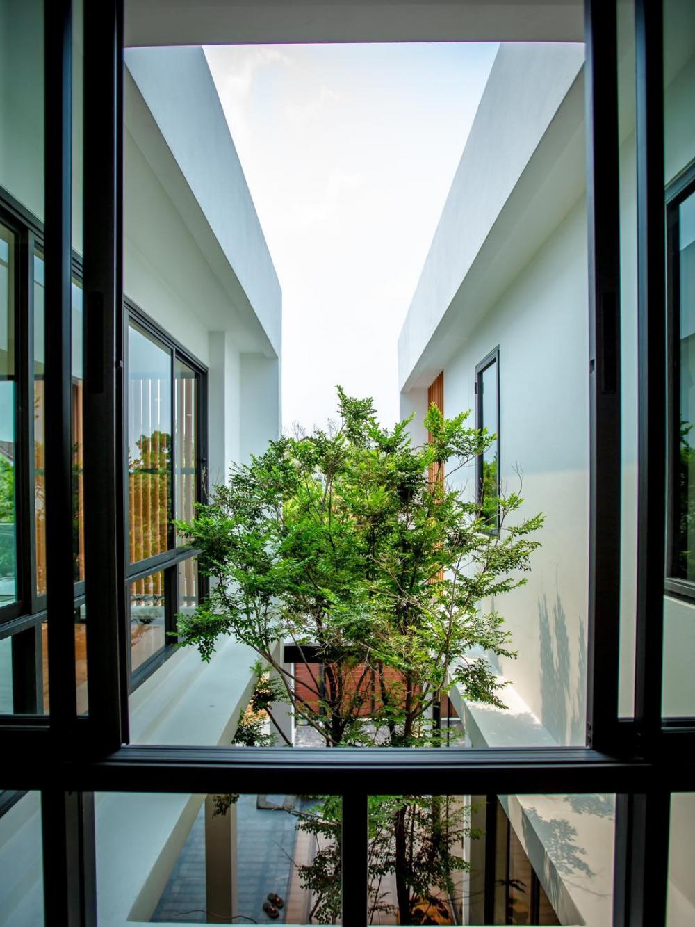 บ้านสวยสไตล์นอร์ดิกฝาแฝดสองชั้น รูปที่ 19