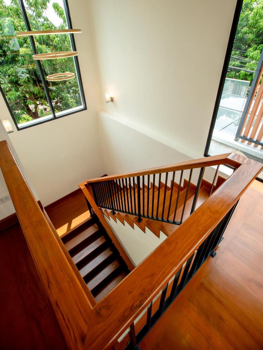 บ้านสวยสไตล์นอร์ดิกฝาแฝดสองชั้น รูปที่ 29