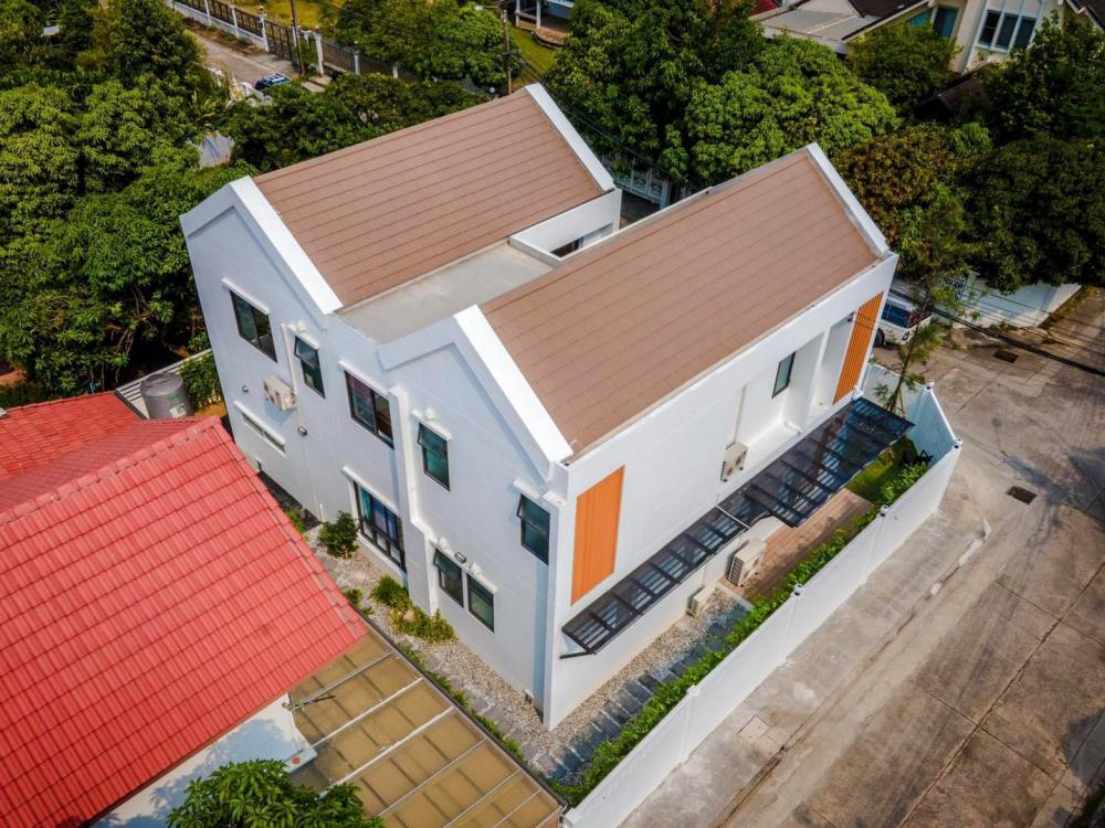 บ้านสวยสไตล์นอร์ดิกฝาแฝดสองชั้น รูปที่ 6